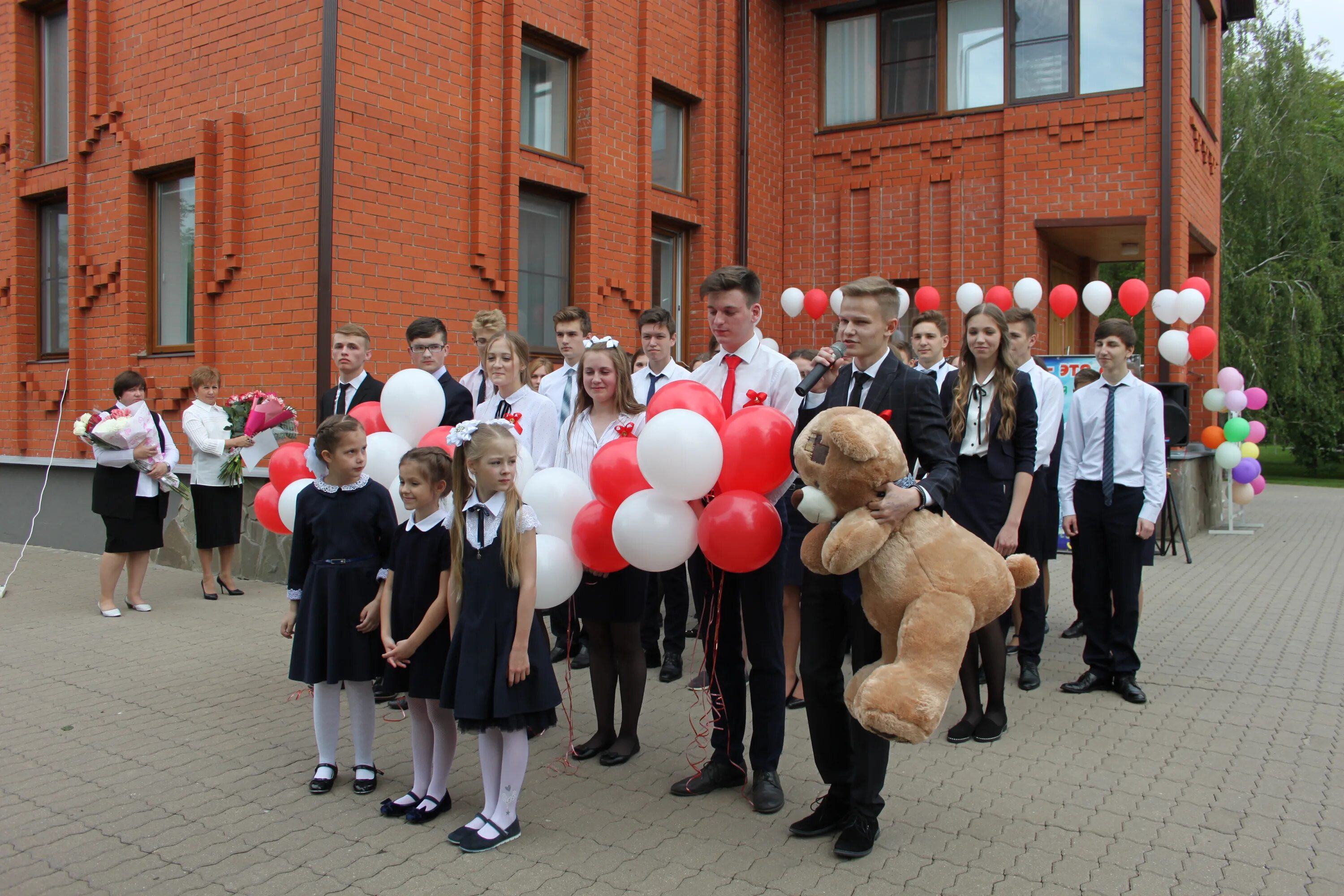 белгородский класс школа. белгородские школьники. белгородский класс школа. белгородский класс школа. белгородский класс школа.