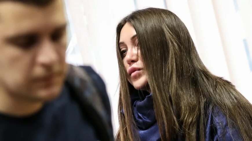 Девушка вышла на свободу. Варвара караулова игил. Гюльчехра бобокулова, няня из узбекистана. Зара муртазалиева и писатель. Бобокулова анастасия мещерякова.