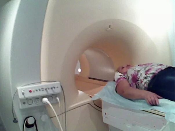 Сделать мрт в старом осколе. General electric brivo mr355 мрт томограф. Центр мрт на алтуфьевском шоссе 66. Мрт аппараты томоград. Старый оскол мрт мибс.
