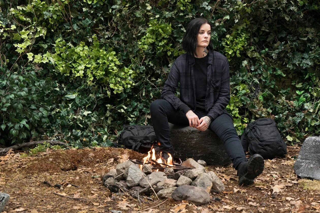 Джейми александер слепая зона. Джейми александер blindspot. Jaimie alexander слепая зона. Слепое пятно. Энтони лемке слепое пятно.