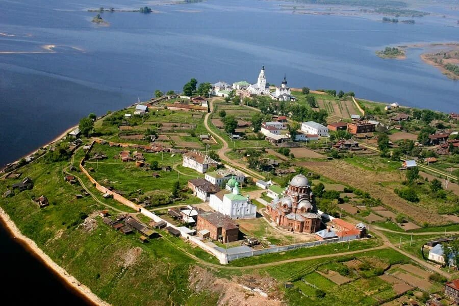 Свияжск район. Остров-град Свияжск в Казани. Остров-град Свияжск (64 км от Казани). Крепость Свияжск 1551. Крепость град Свияжск.