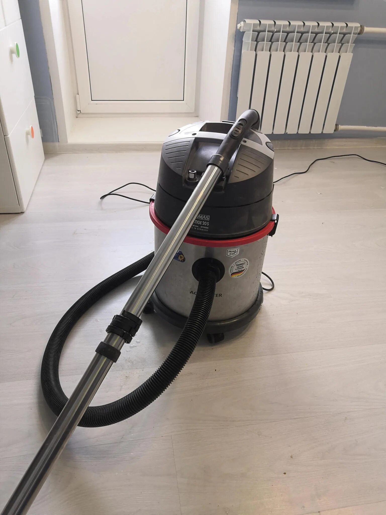 Thomas prestige 20s aquafilter. Моющий пылесос thomas prestige 20s aquafilter. thomas 788103.