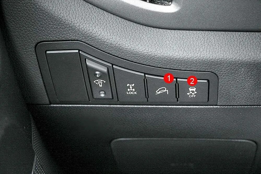 Переключение вниз. Ix35 кнопка ESP. Kia Rio 2012 кнопка ESP. Кнопка ESP Kia Rio 2. Hyundai ix35 полный привод кнопки.
