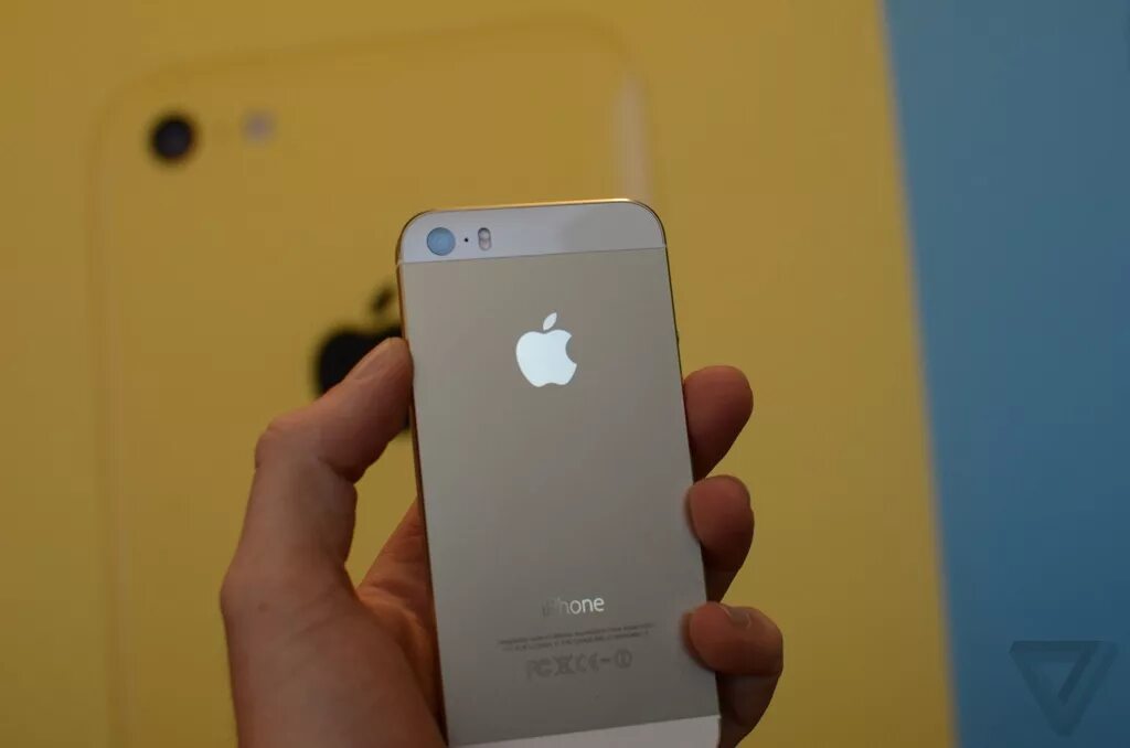 Айфон 5 id. Iphone 5s. айфон 5. iphone 5s белый. apple iphone 5s фото.