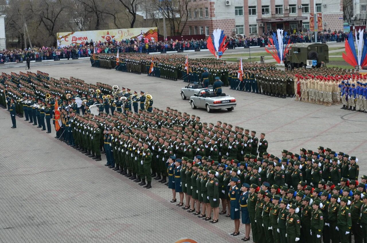 Части белогорска амурской области. Парад Победы в Белогорске Амурской области. Белогорск Амурская область парад Победы 9 мая. Штаб 35 армии Белогорск. Парад в Белогорске Амурская обл 2021.