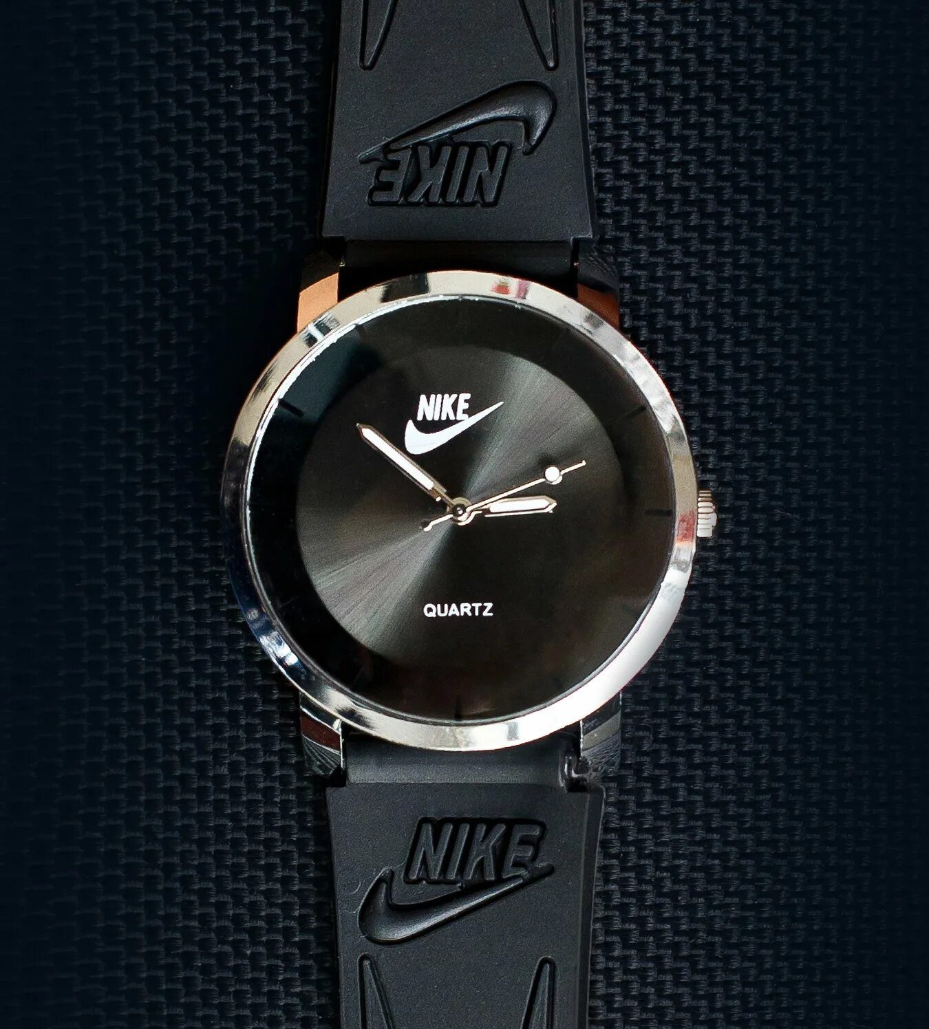 Watch найк. Часы найк Quartz. Часы Nike кварц. Спорт часы найк 5393-5. Nike 573 часы.