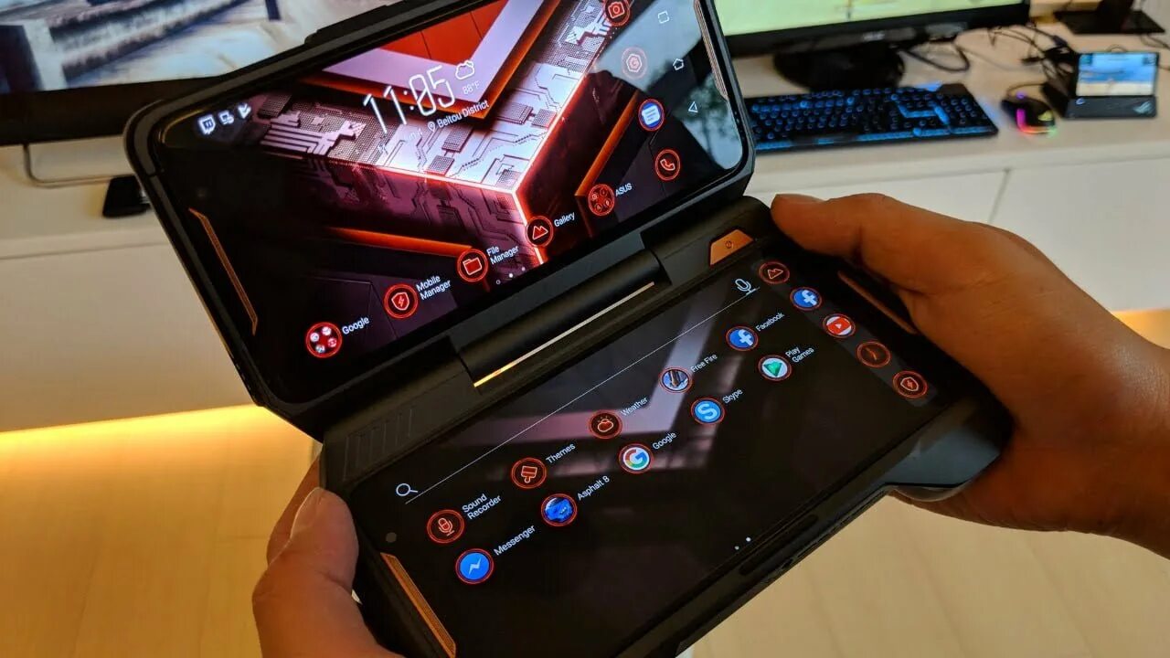 Какой смартфон подходит для игр. Asus rog phone 5 док станция. gaming phone 2025. самый мощный игровой смартфон в мире на сегодняшний день. самый лучший игровой телефон в мире.