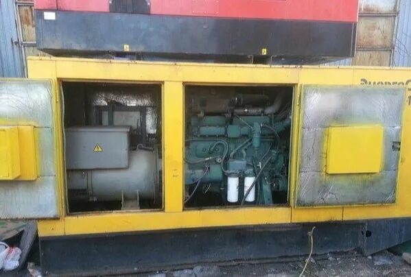 Дизель генератор марка. Дэс-200 5и57а. стекло для дизельной станции austonia. № 15 - дэс 200 №3 (штольня №3).