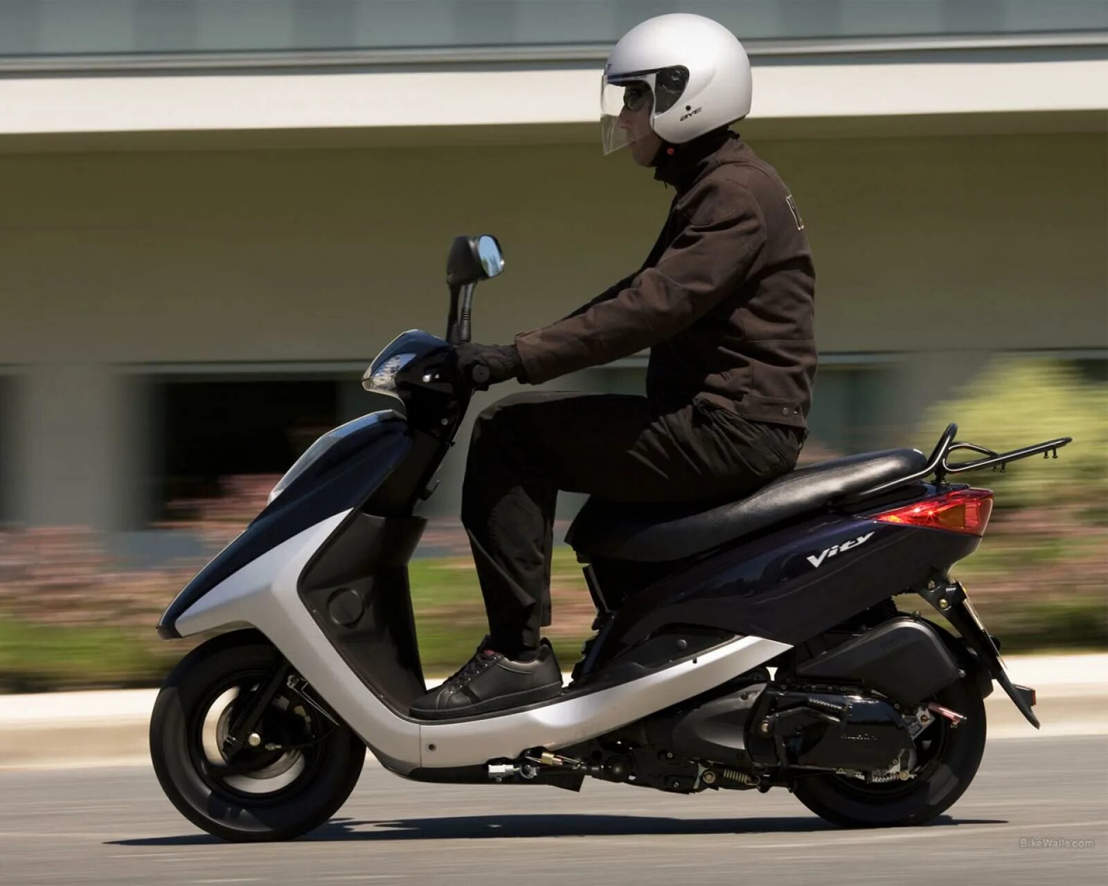 Yamaha xc125e. Yamaha scooter4kn. Yamaha Vity. Yamaha 255 i скутер. Какой скутер ямаха