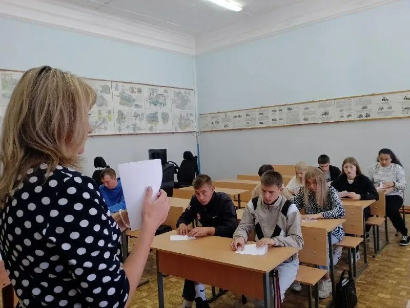 здание карсунского техникума. карсунский технологический техникум педагоги. карсунский технологический техникум. день среднего профессионального образования. карсунский технологический техникум.