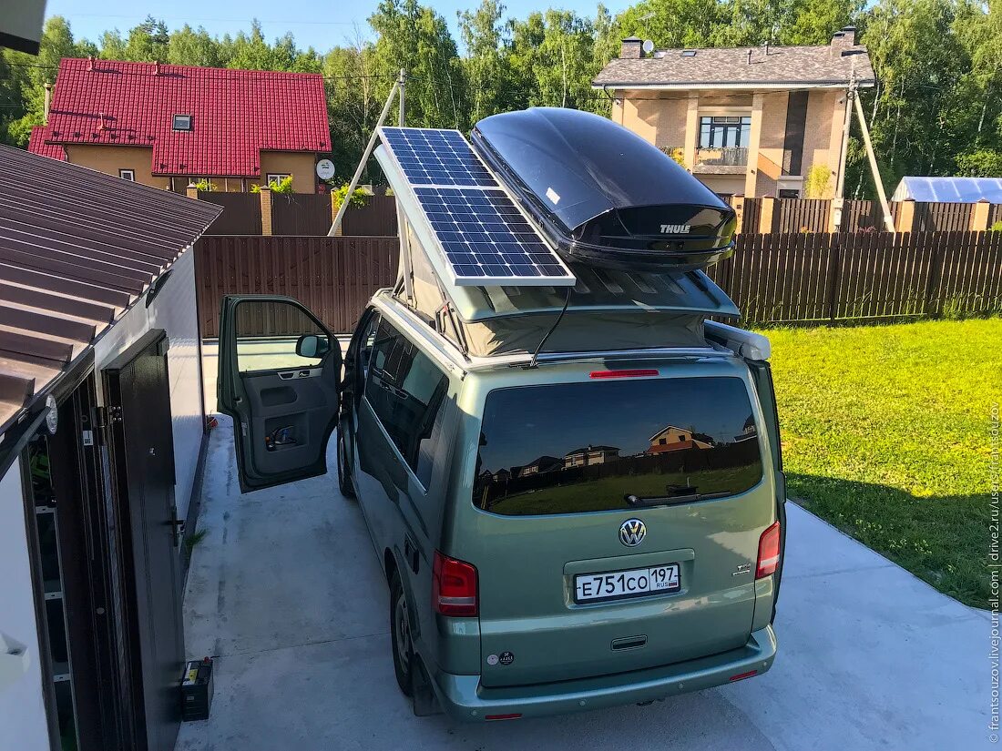 Крыша микроавтобус. Vw multivan с подъемной крышей. панорамная крыша volkswagen multivan t6. vw t5 солнечная батарея на крышу. подъемная крыша мультиван т5.