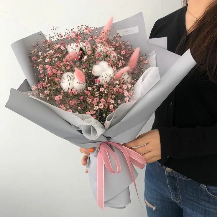 Какие букеты дарят. Какие цветы подарить девушке. цветы которые дарят девушкам. дарите девушкам цветы. цветы букет оригинальный для девушки.