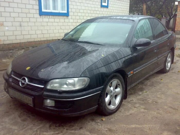 Купить опель омега б на авито. Опель Омега 1998. Opel Omega b 1998. Опель Омега б 1998. Опель Омега 97.