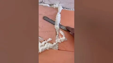 Через сколько можно срезать монтажную пену