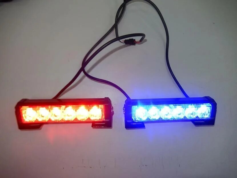 Можно ли ставить стробоскопы. Стробоскопы синие federal signal. стробоскопы federal signal t1006. мигалки сгу стробоскопы. стробоскопы federal signal 2-64 жёлтые 12/24v.