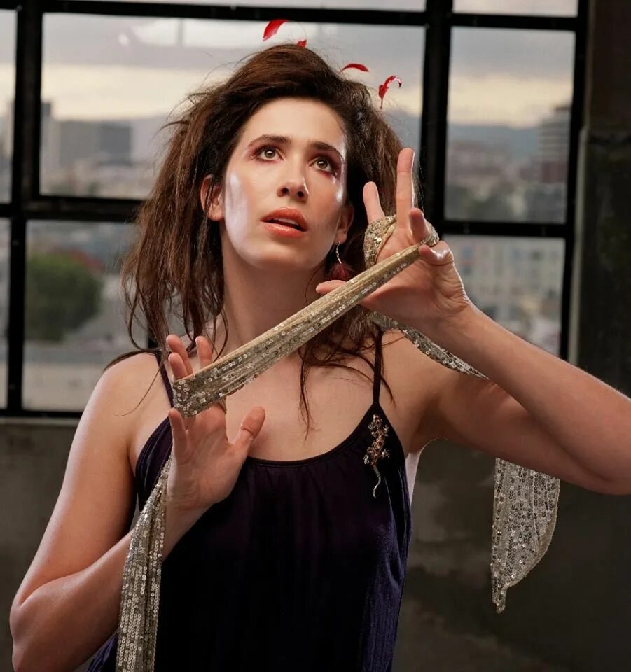 Just for now imogen heap. Imogen heap. imogen jennifer heap. imogen heap imogen heap. имоджен хип фото.