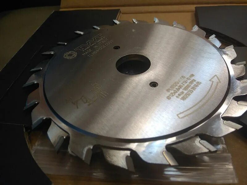 Дисковая пила диаметр 600 мм. Подрезной диск для форматно-раскроечного станка. Диски для форматных станков. Диск пильный по мультиматериалам 255х100т/30мм. Lu3b твердосплавные дисковые пилы для ламинированных панелей.