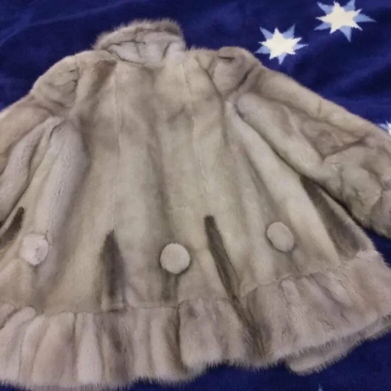 шуба детская. детские стильные шубы из натурального меха. детская шуба цигейка. детские шубы авито. полушубок детский.