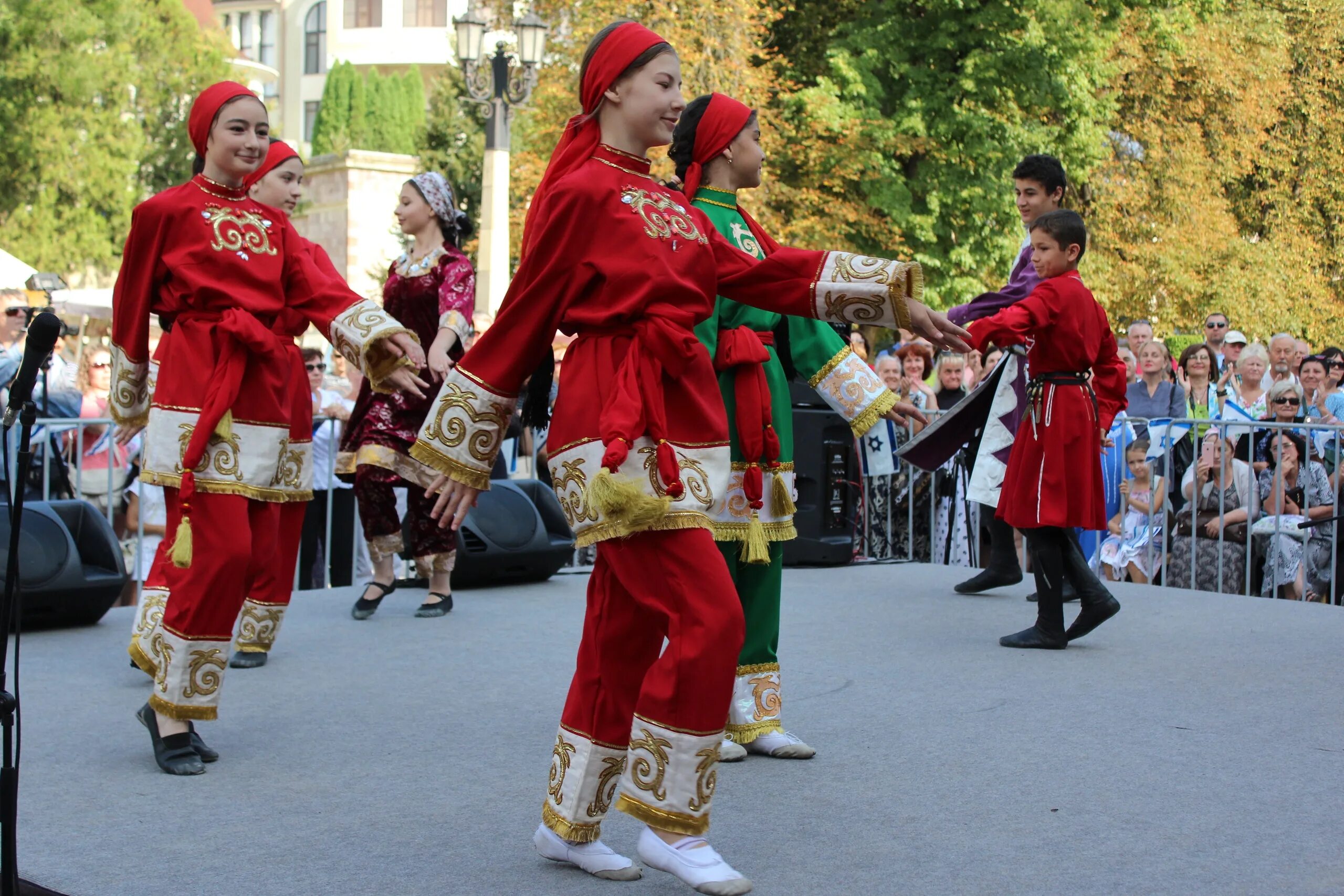 Кисловодск фестиваль мир на Кавказе. Фестиваль национальных культур. Многонациональность Кавказа. Традиции народов Кисловодска. Самой многонациональной на северном кавказе