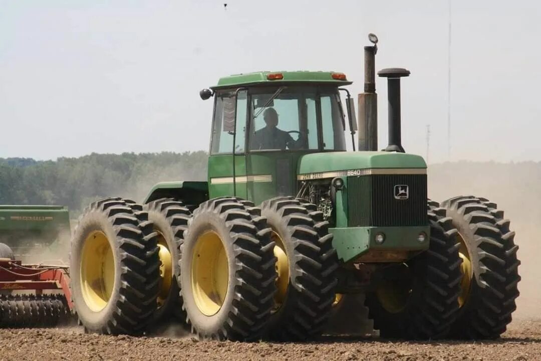 T40 series ii. John Deere 8440. Трактор John Deere 8440. Трактор John Deere 8640. Трактор Джон Дир 8450.