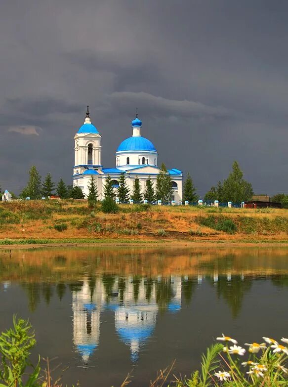 П волово. Свято Знаменский храм село Волово Тульская область. Село Волово Тульская область. Волово озеро Тульская область. Село Волово Воловский район.