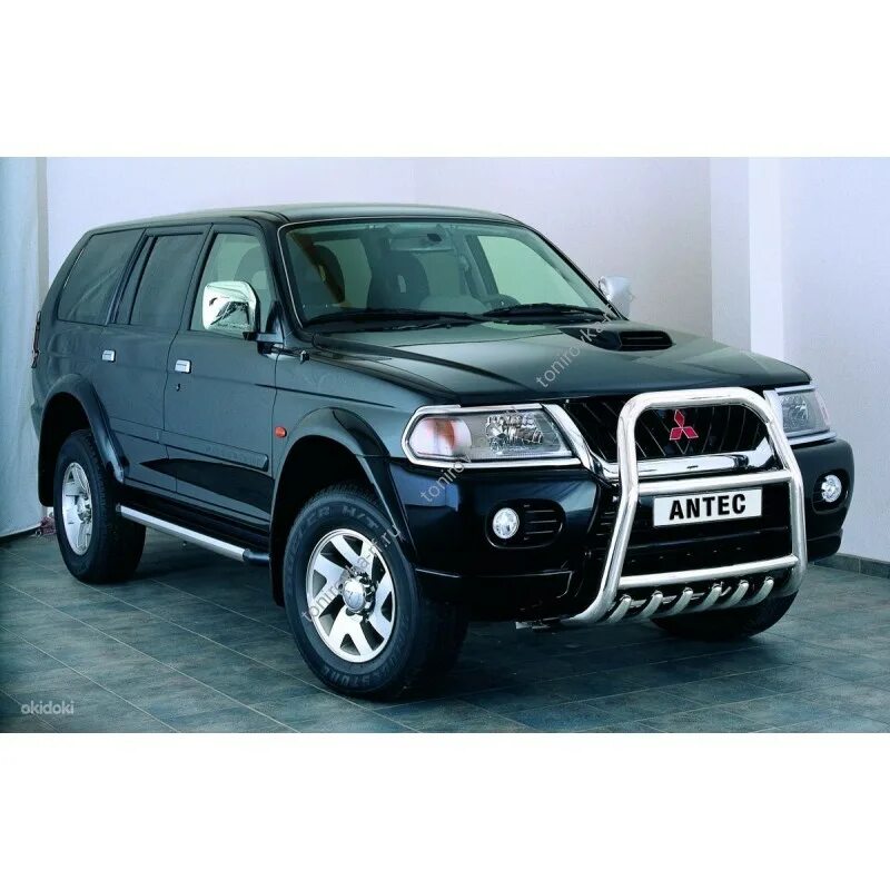 Купить машину паджеро. Джип Мицубиси Паджеро. Mitsubishi Pajero Sport 1. Pajero Sport 2002. Внедорожники Митсубиси Паджеро спорт.