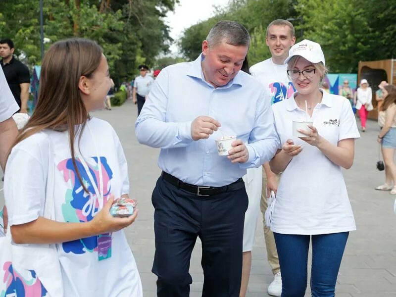 Семья фестиваль 34 волгоград. День семьи волгоград 2024. День семьи волгоград 2024. День семьи волгоград 2024. День семьи волгоград 2024.