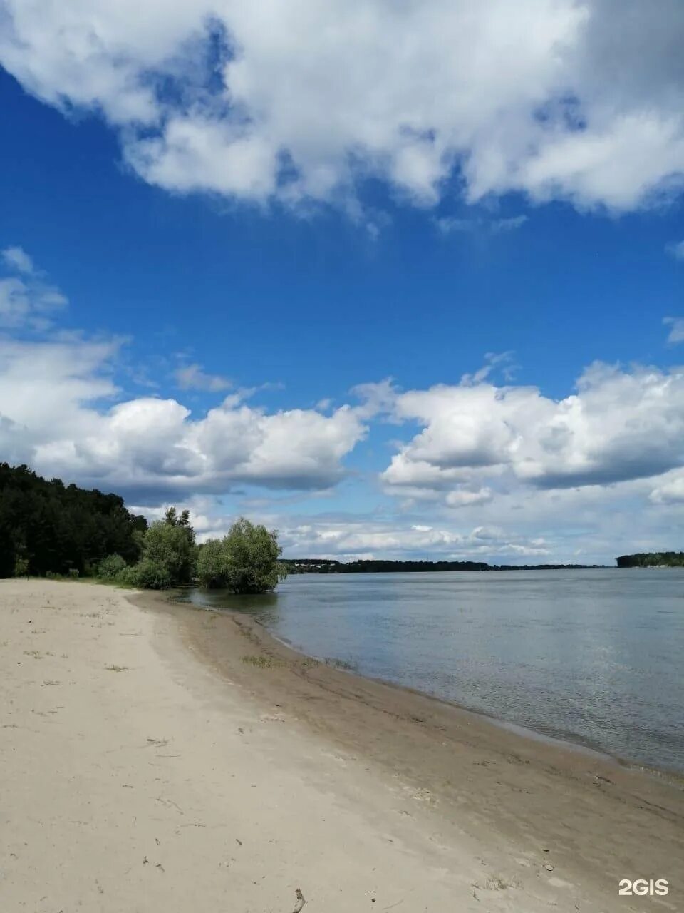 Пляж кудряшовский новосибирск. Кудряшовский пляж новосибирск. Озеро каменка новосибирск. Кудряшовский пляж новосибирск. Остров кудряш новосибирск фото.