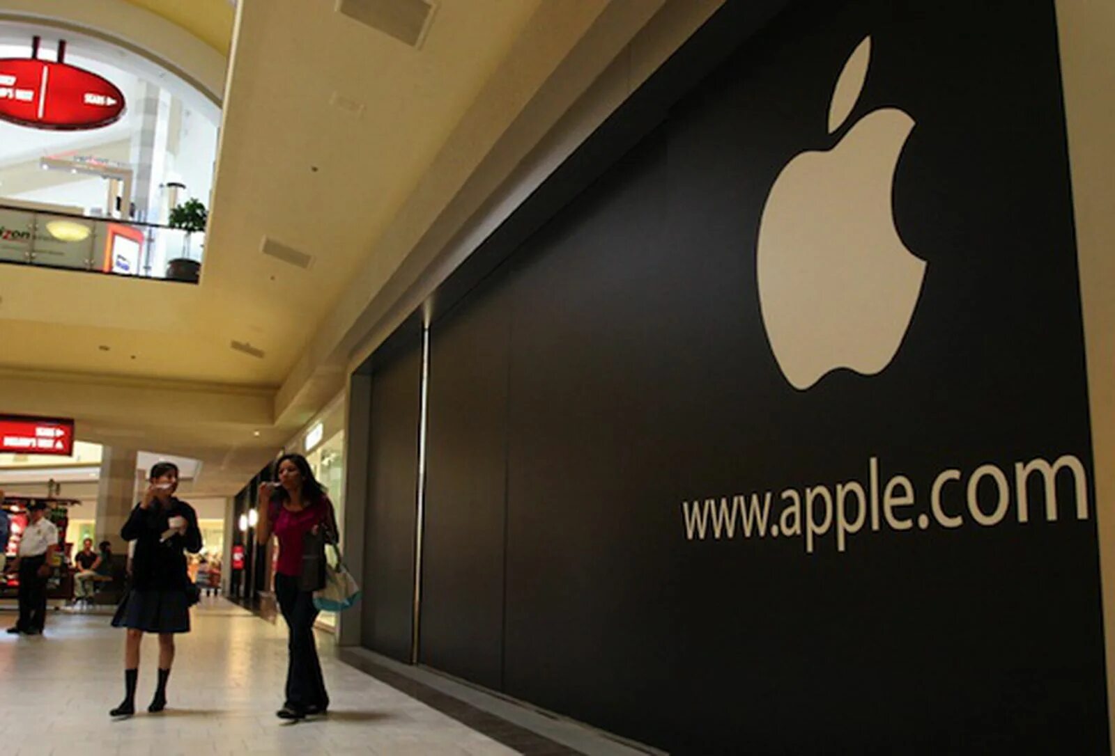 Эпл сторе закрыт. Apple store. магазин эпл. apple store в москве. название для apple магазина.