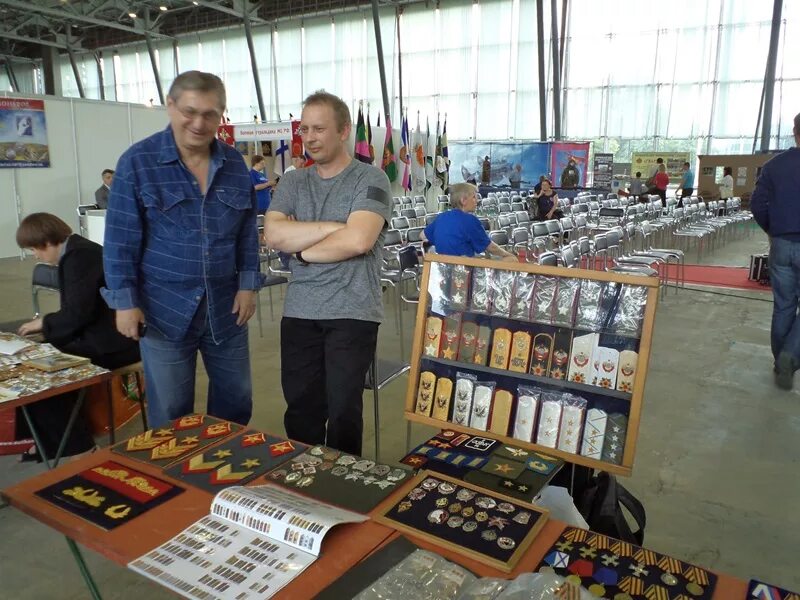 Встречи филателистов в москве. Встречи филателистов в москве. Клуб коллекционеров москва. Клуб коллекционеров. Магазин для фалеристов.