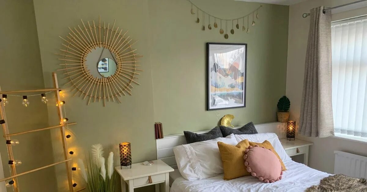 Дизайн проект шоурума. Шоу рум женской одежды. Шоурум одежды. Интерьер небольшого шоурума одежды. Шоу рум одежды.