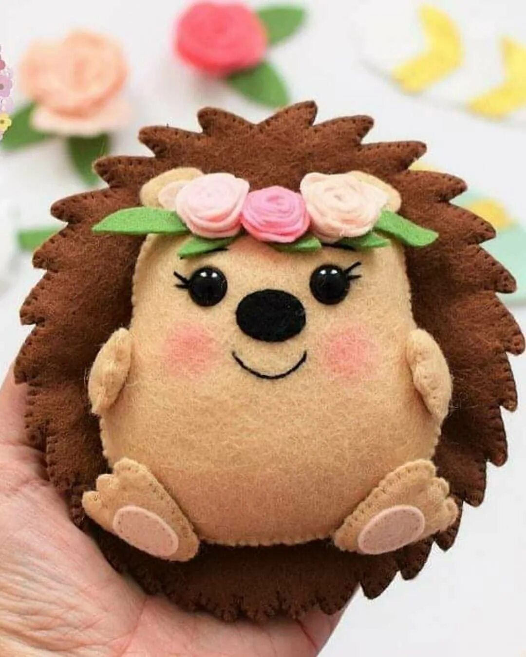 Ежик из фетра. Игрушка из фетра &quot;ежик&quot;. еж из фетра. ежик поделка из фетра.