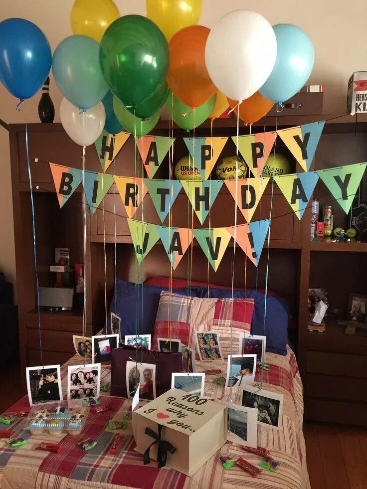 комната для праздника. неожиданные сюрпризы для именинника. романтический подарок. вручение подарков на свадьбе. красивая комната на день рождения.