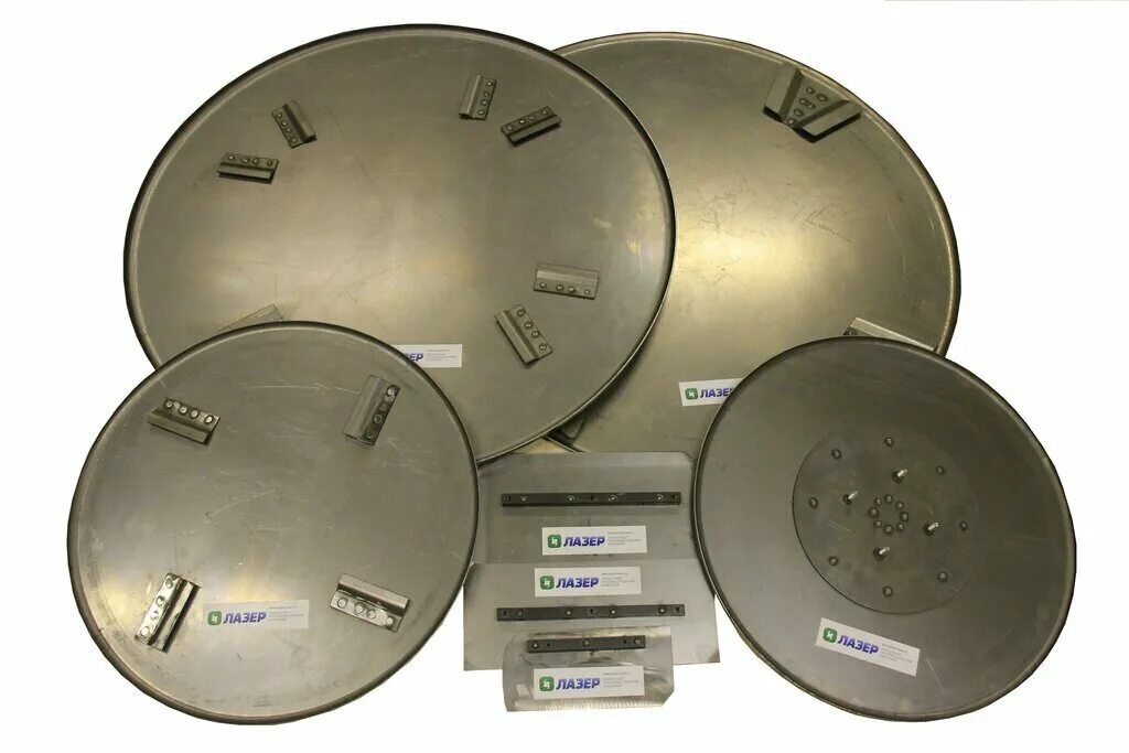 затирочный диск 37" (к мт36-4). затирочный диск 605-3 мм 4 шп. диск для затирочной машины. диск затирочный redverg 860022. затирочный диск grost d-600 мм.