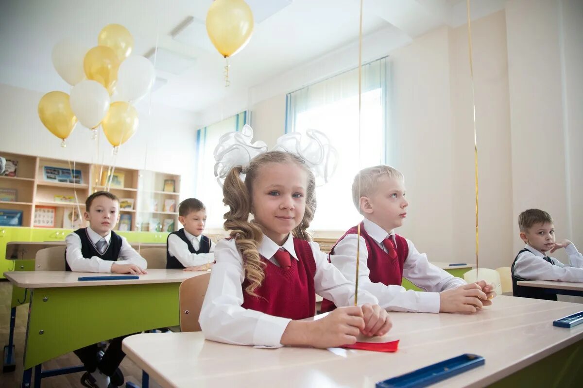 Сегодня открытие школы. Школа 212 Новосибирск. Школа 212 Фрунзенского района. Открытие школы. Школа 3 Новосибирск.