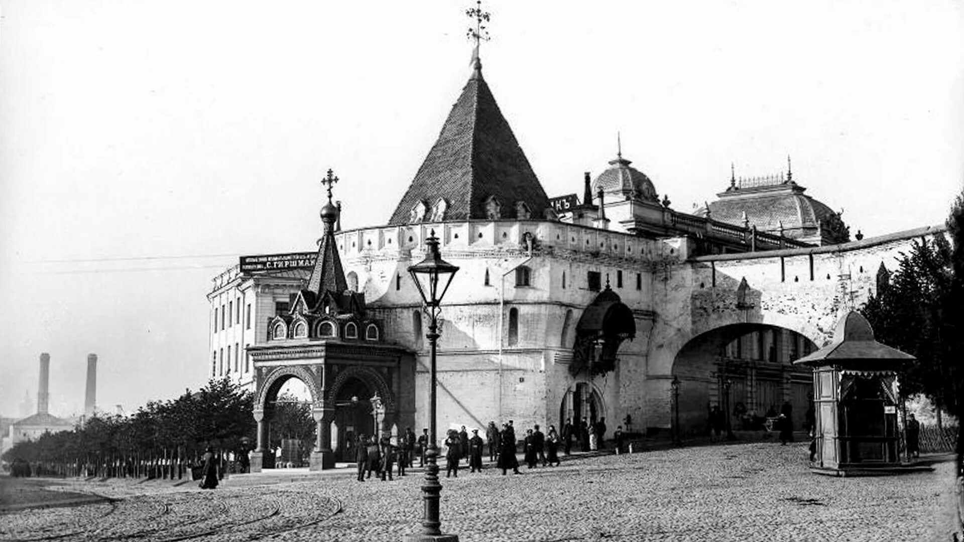 Китай город в москве какой век. Китайгородская стена варварские ворота. Площадь варварские ворота Китай город. Варварская башня Китай города. Китайгородская стена в Москве.