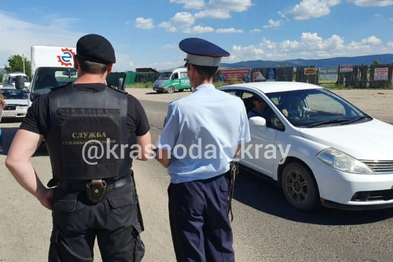 Арест автомобиля должника. ФССП ДПС. Рейд ГИБДД И приставов. ФССП И ГИБДД. Судебные приставы на дорогах.