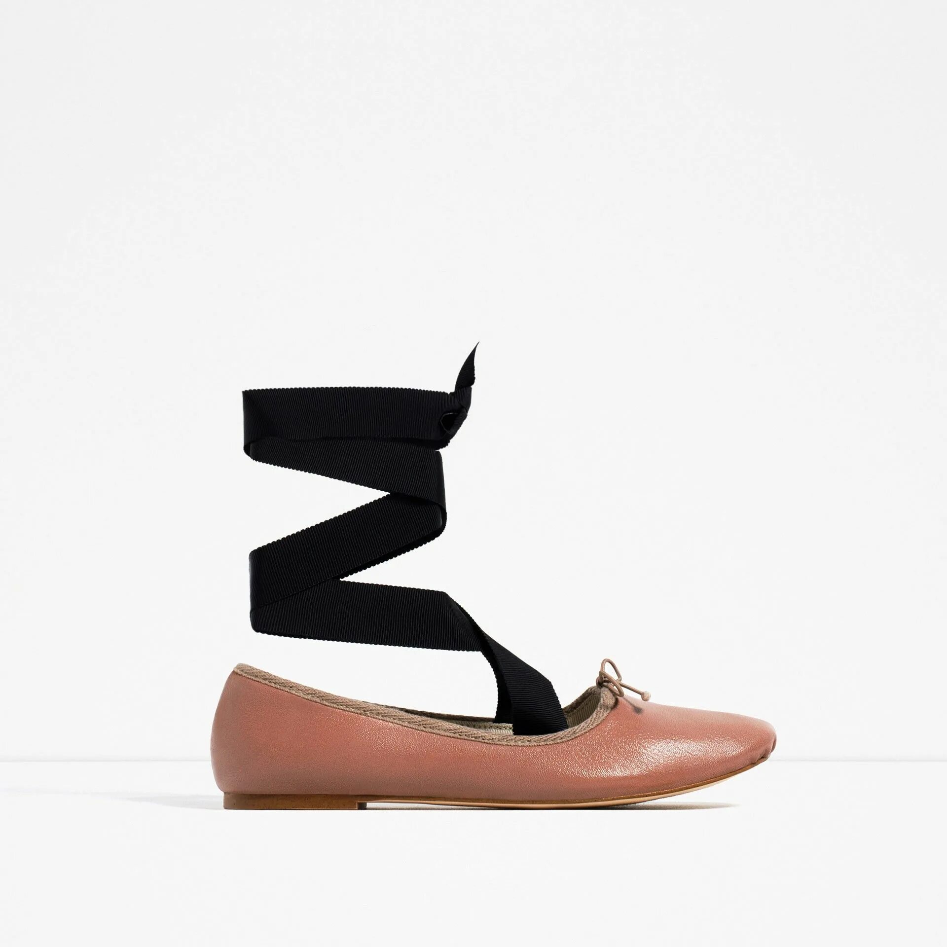 Бренд балерина обувь. Коллекция обуви живанши. Шанель балерина обувь. Обувь Zara в стиле YSL. Ballet flat