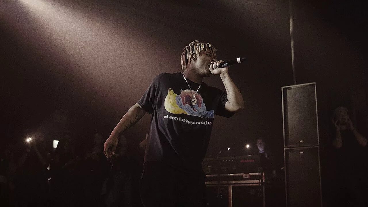 Empty out your pockets juice wrld. Juice world рэпер. juice world концерт. juice world жив. juice world на сцене.