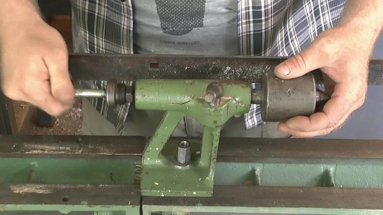 Точение на стд. Токарный станок стд 120. токарный станок по дереву стд-120. задняя бабка стд 120. задняя бабка токарного станка стд 120м.
