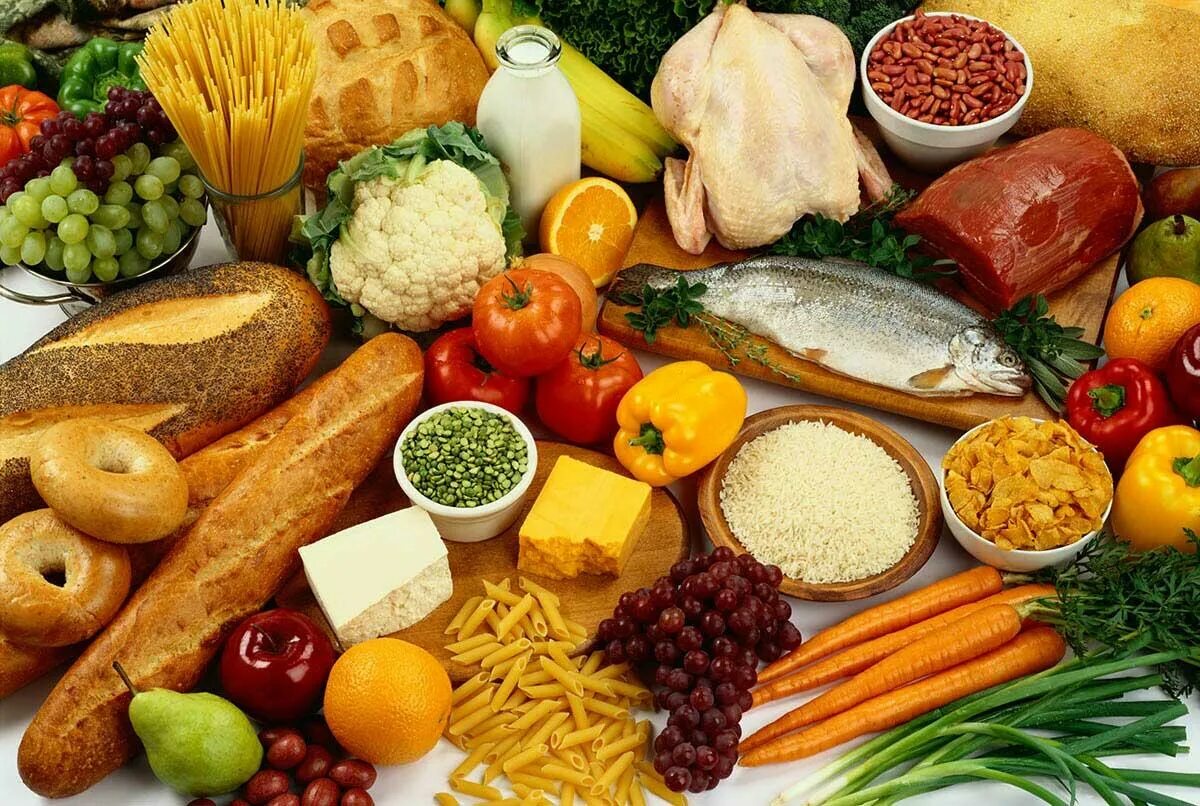 Продукты питания. Тележка с продуктами. Корзина продуктов. Корзинка с продуктами. Продукты.