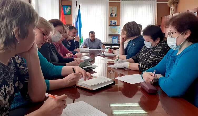 Благоустройство муниципального округа. Депутат заводского района. Районы обсуждают. Районы обсуждают. Глава администрации цунтинского района.