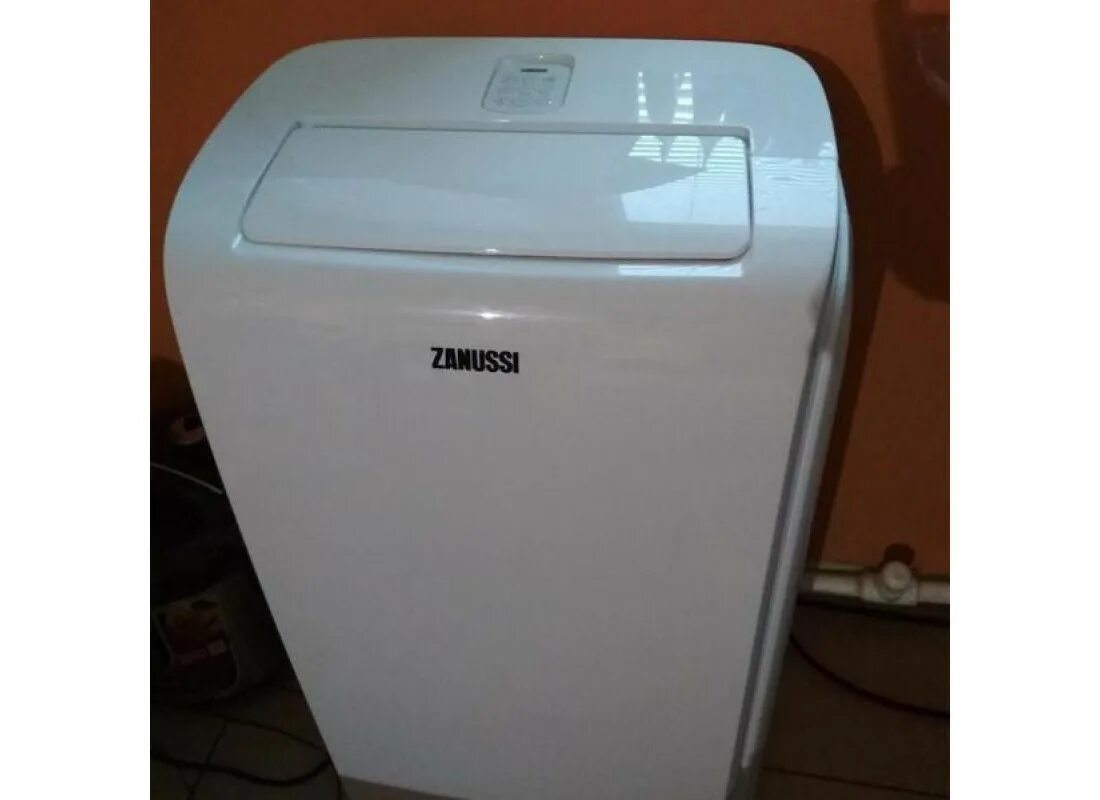 Zanussi zacm 09 ms n1. Мобильный кондиционер Zanussi ZACM-09. Мобильный кондиционер Zanussi ZACM-09 SN/n1. Кондиционер мобильный Zanussi ZACM-09 MS-H/n1.