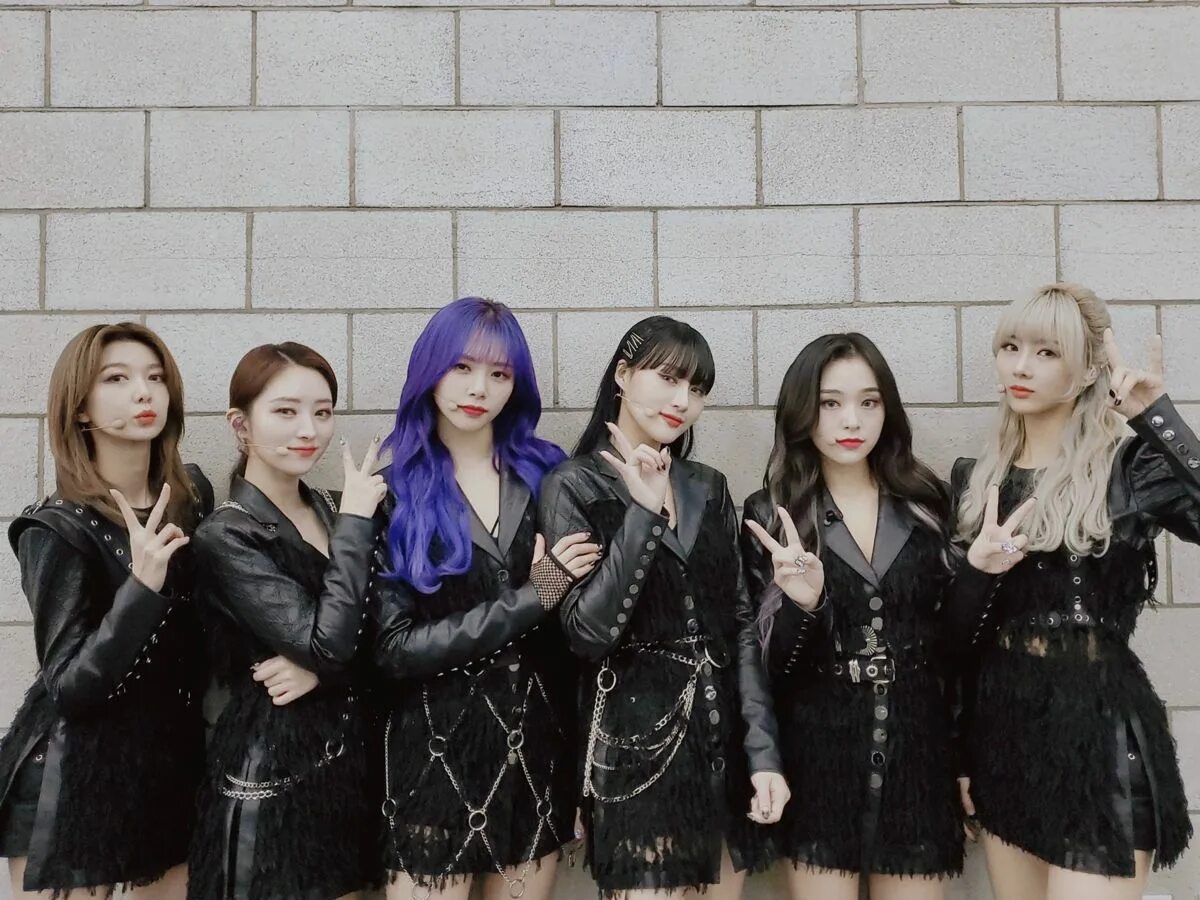 Серебро группа серябкина кищук. Дубцова группа девочки. Группа e-girls. Wjsn участницы. Гёрлз генерейшен.