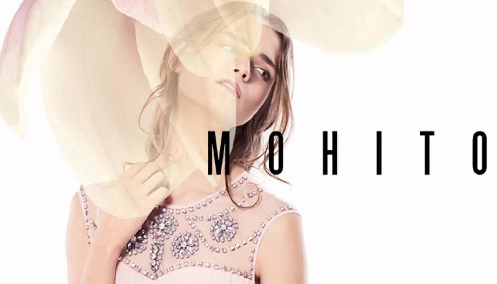 Mohito accessories. Платье Mohito. Mohito одежда платья. Реклама одежды Mohito. Мохито одежда реклама.