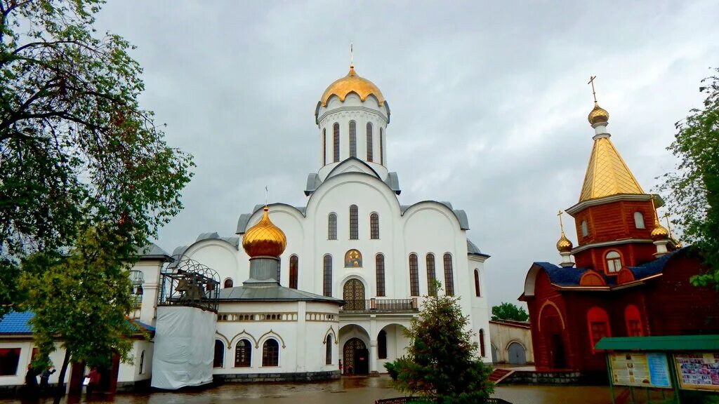 Toshkentdagi rus pravoslav cherkovi. храм христа спасителя алматы. внутри собор в честь рождества христова в алма-ате. христово рождественский собор алматы. казахстан шымкент церковь.