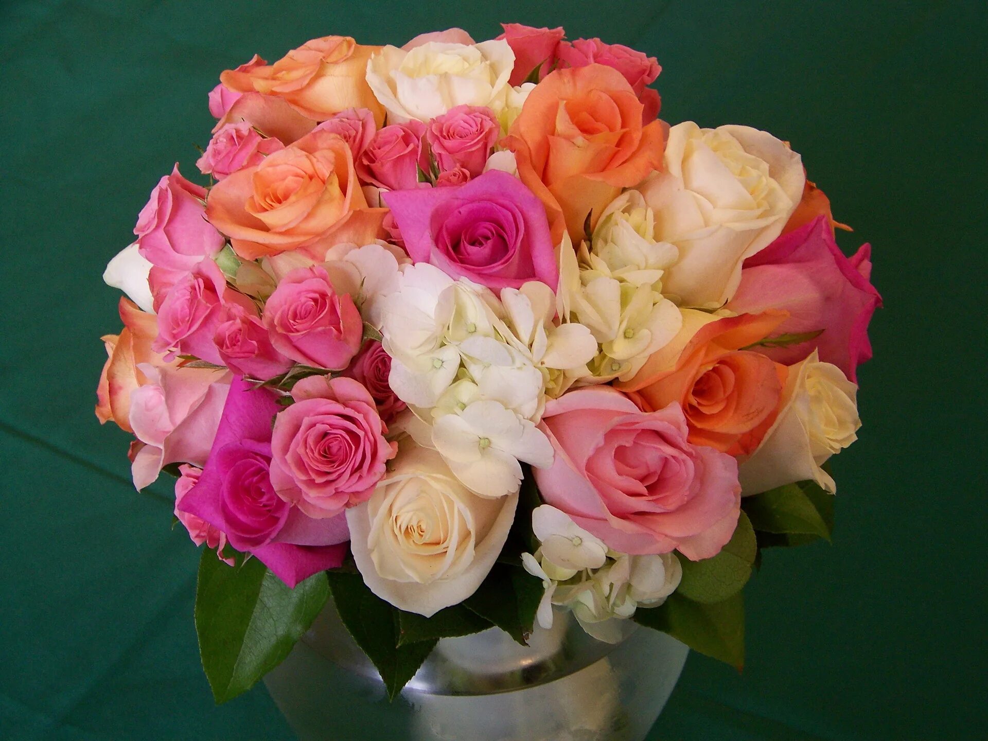 Фото роскошных букетов. Букет цветов. Красивый букет цветов. Шикарный букет роз. Пышный букет цветов.