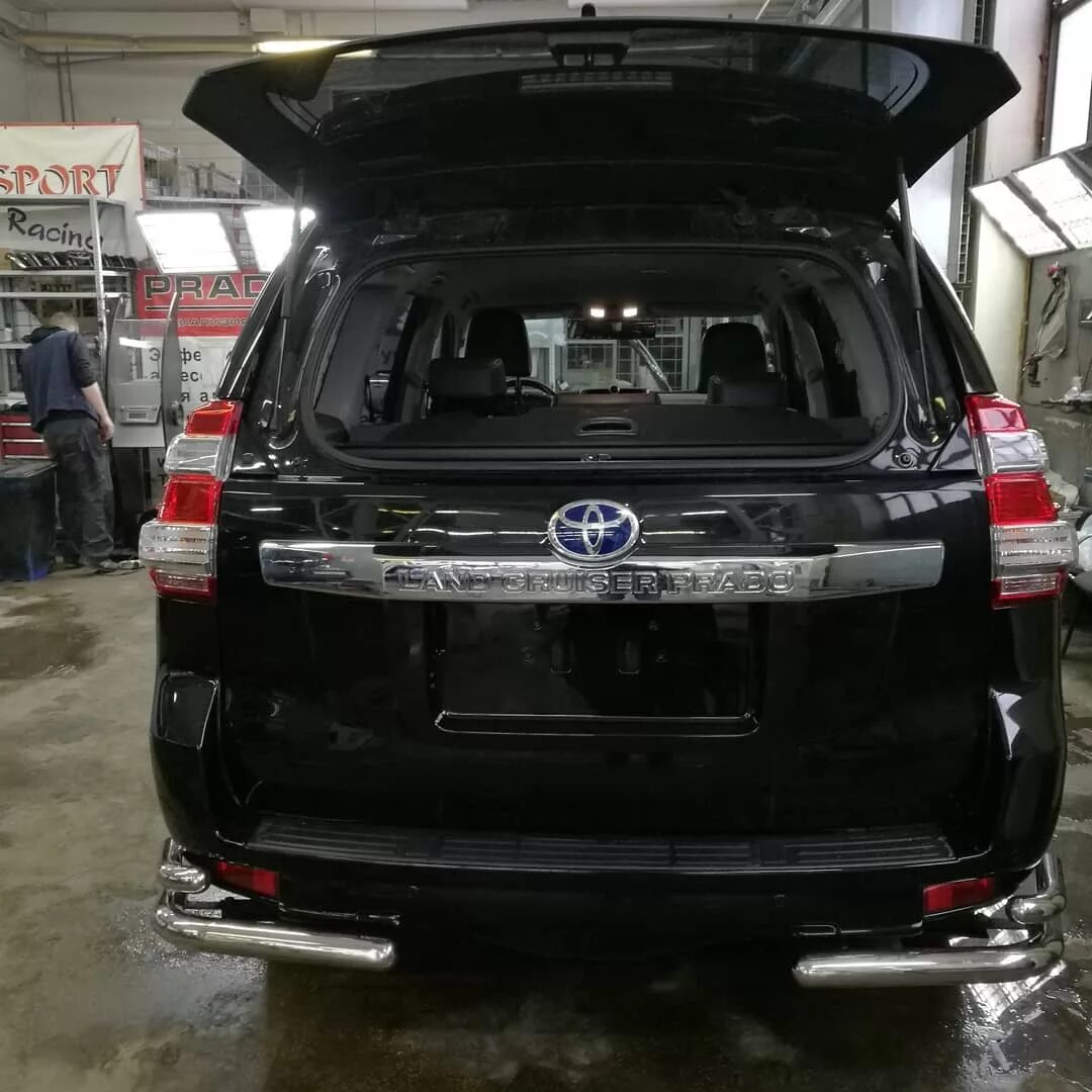 Прадо зад. Prado 150. прадо 150 зад. toyota 300 prado зад. ленд крузер 150 лимитед эдишн.