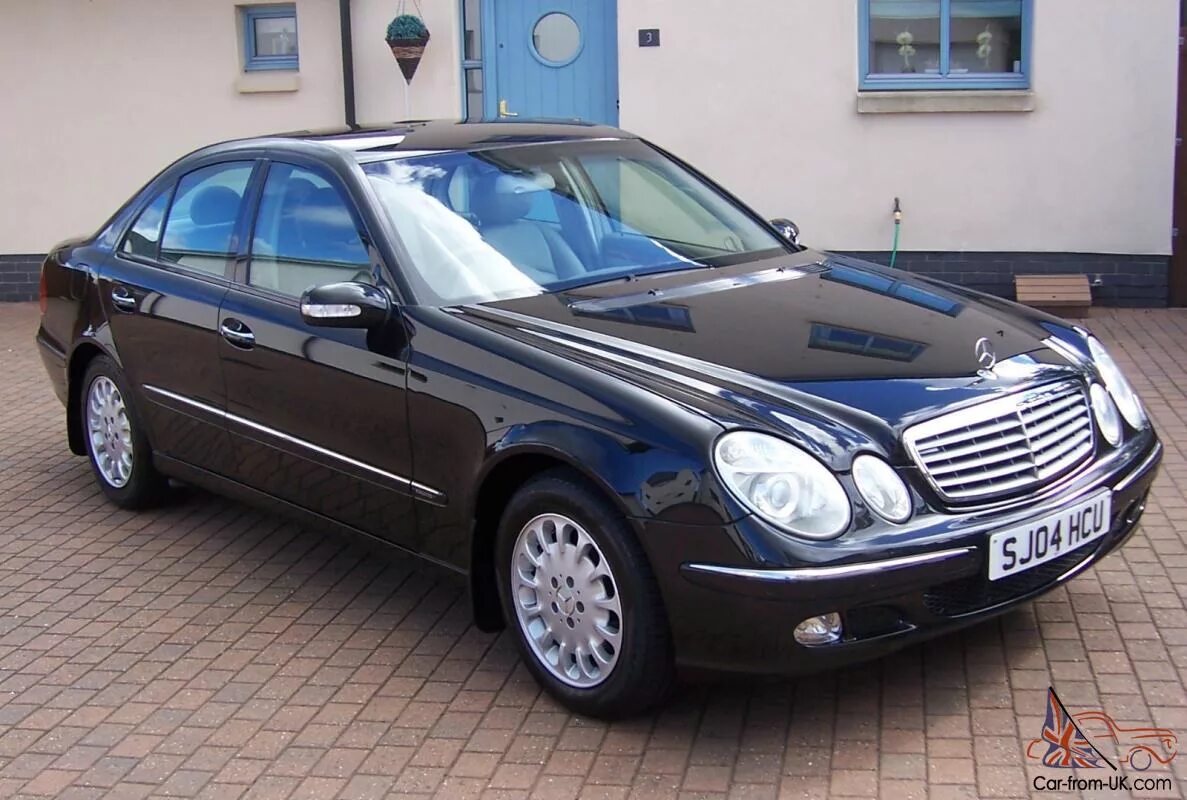 Куплю мерседес 220 дизель. Mercedes e220. Mercedes e220 Diesel. Мерседес е 2004 дизель. Мерс е 220 дизель.