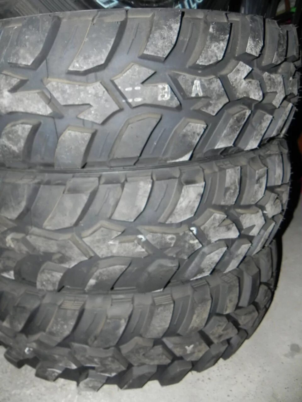 Резина 235 85 купить. 235/75 R16 МТ. Данлоп грандтрек мт2 235/85/16. Dunlop Grandtrek mt2 225/75 r16. Dunlop Grandtrek mt2 235/85 r16.